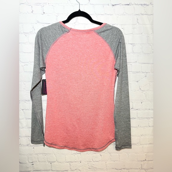 NWT ATTIVO performance activewear size small red & gray - Picture 2 of 6